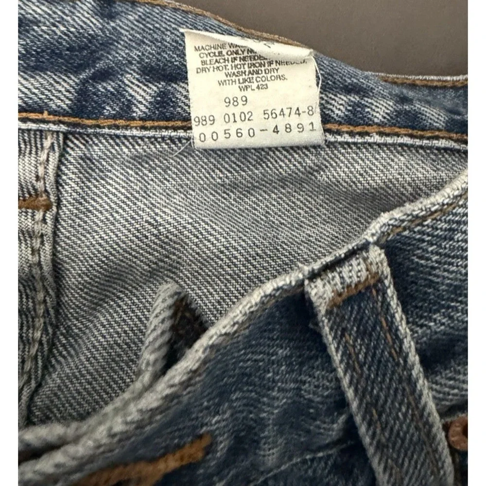 Vintage Levis 560 Jeans Mens Size 31X32 Blue Loose Fit Tapered Leg Medium Wash